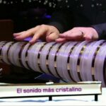 🎶✨ Descubre la magia de la Armonica de Cristal: El instrumento musical cristalino que te cautivará 🎵✨