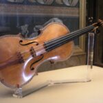 🎻 Descubre el encanto del 🏆 arpa Stradivarius: una joya musical que cautiva los sentidos 🎶