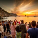 🥁 Descubre los increíbles tambores benirras 2023: ritmos vibrantes en Ibiza