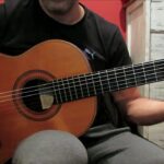 🎸 Descubre la historia de la emblemática 🏰 Guitarra Antigua Casa Núñez: ¡Una joya sonora con el sello español!