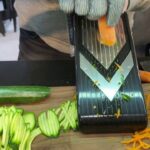 🥦¡Descubre la versatilidad de la 🎶 Mandolina 2 en 1 Microplane!🔪