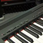 🎹¡Descubre el Yamaha P-95B! La elección perfecta para tus habilidades musicales 🎵